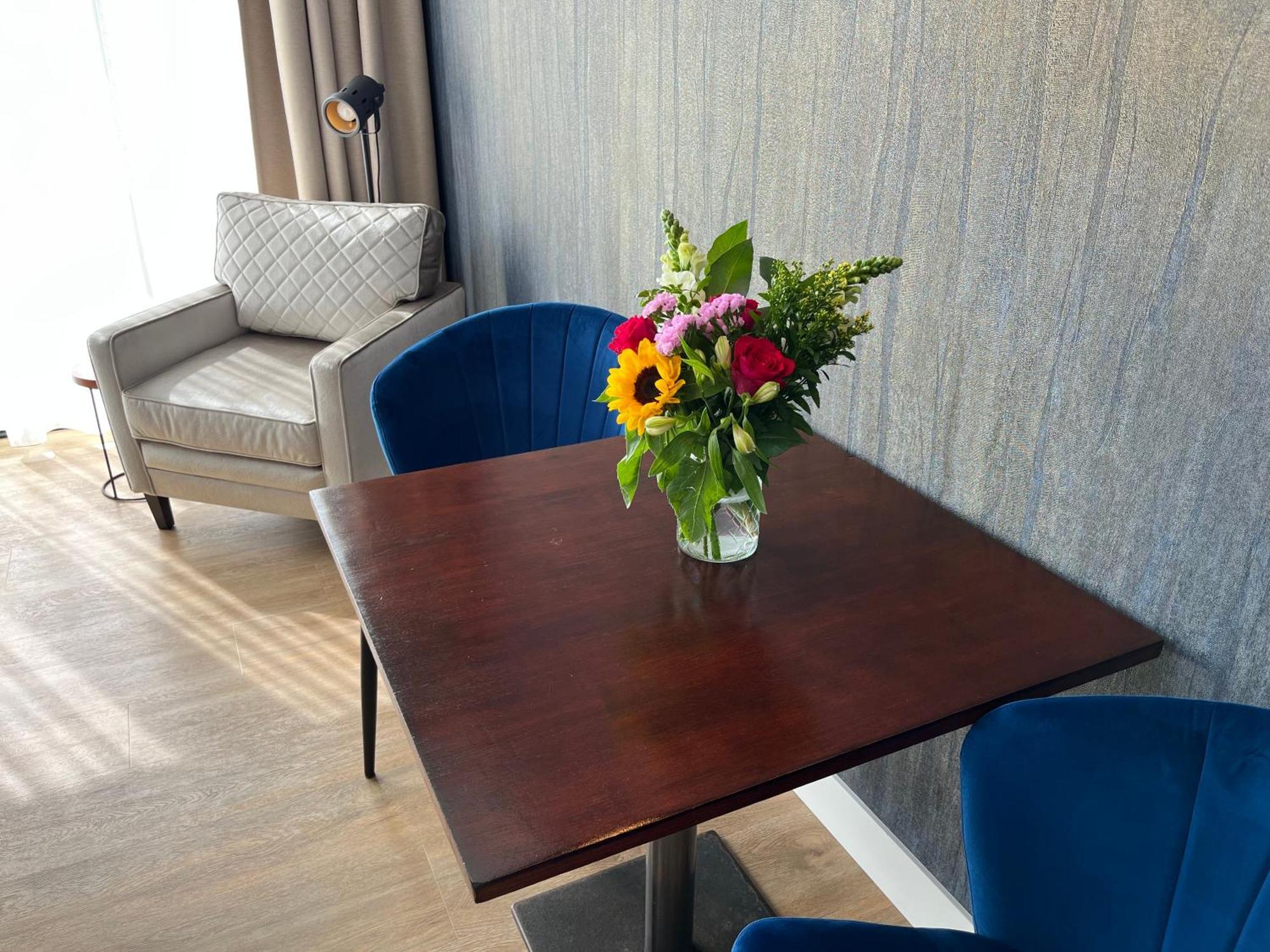 De tien Wilgen Appartement Oosterblokker Buitenkant foto
